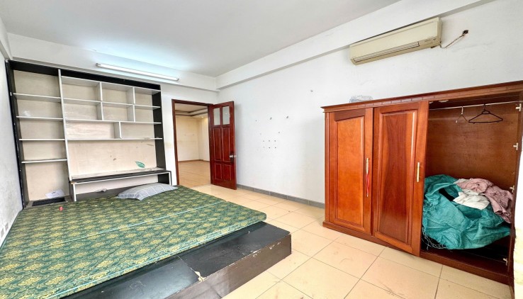 Cần bán căn hộ tầng đẹp chung cư 310 Minh Kha, diện tíchi 98m2, 3 ngủ, 2 WC nguyên bản 5.5 tỷ